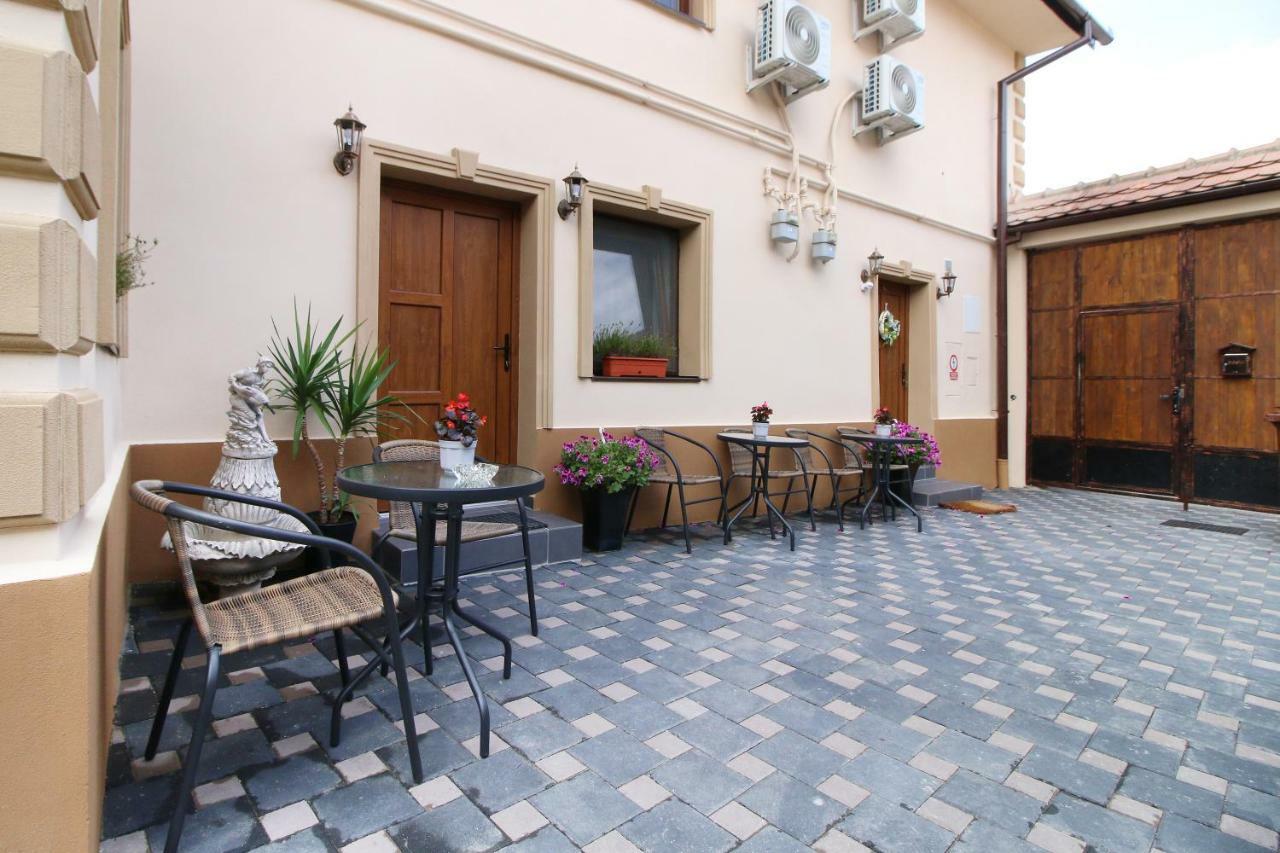 Select House Hotel Сибиу Екстериор снимка